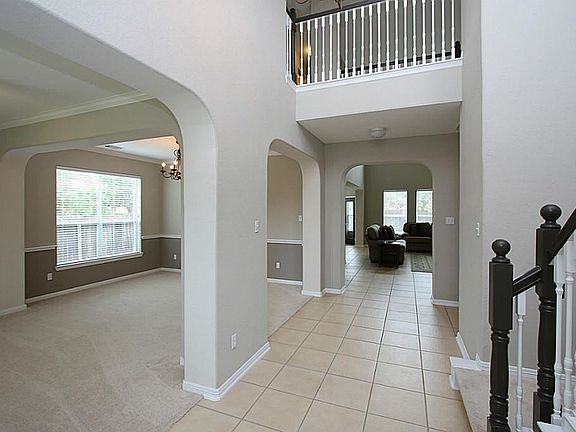 4th image of 15318 Stoneridge Park Ln