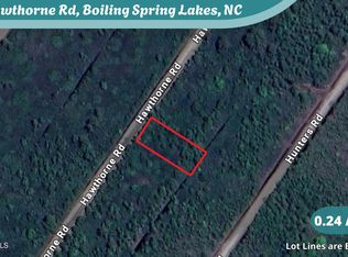 921 Hawthorne Rd, Southport, NC 28461