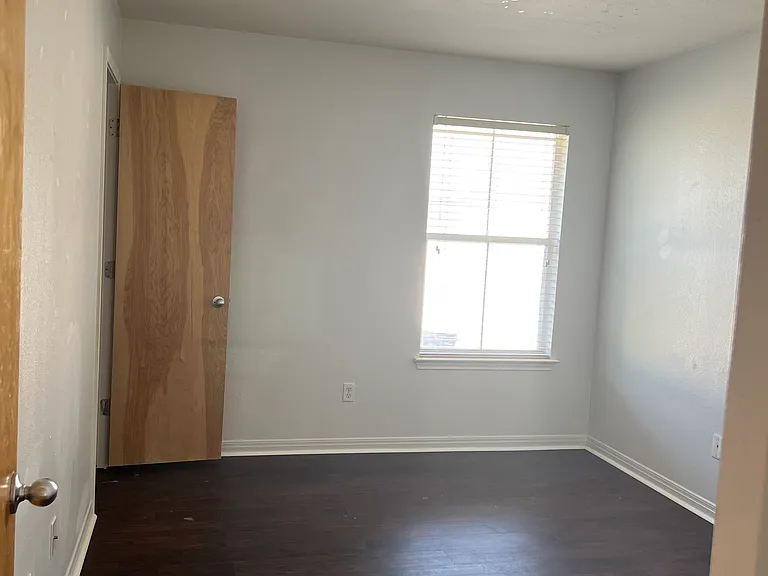 229 Marvin Cv — Photo 7
