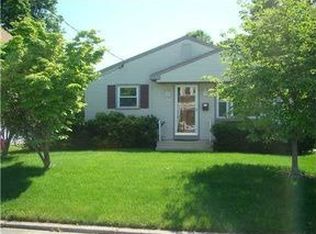 88 Annie St, Pawtucket, RI 02861