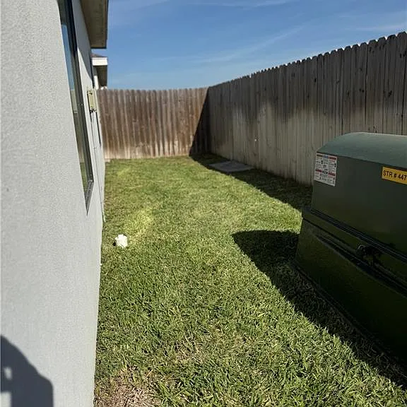 2022 Summerland Ln #4 — Photo 13