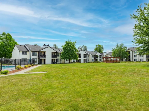 Chinook Park Apartment Homes