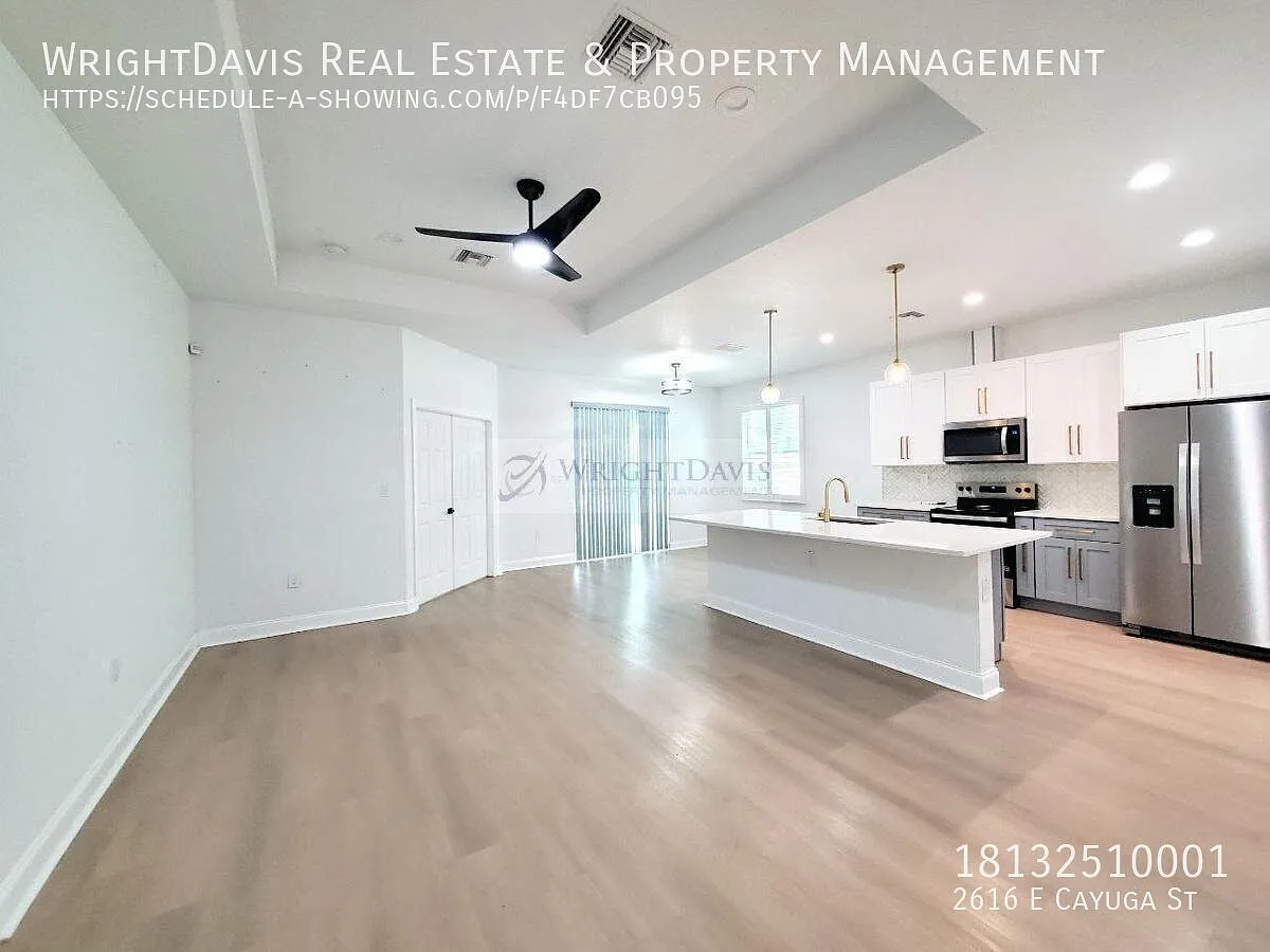 Charming 3-Bedroom, 2-Bath Home in Tampa — Photo 3