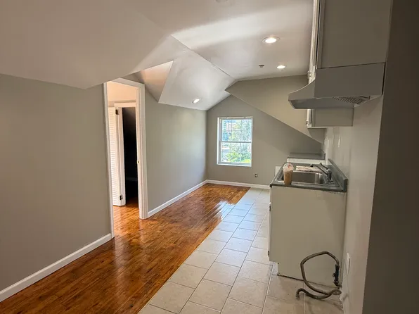 23 Longview Ave, White Plains, NY 10605