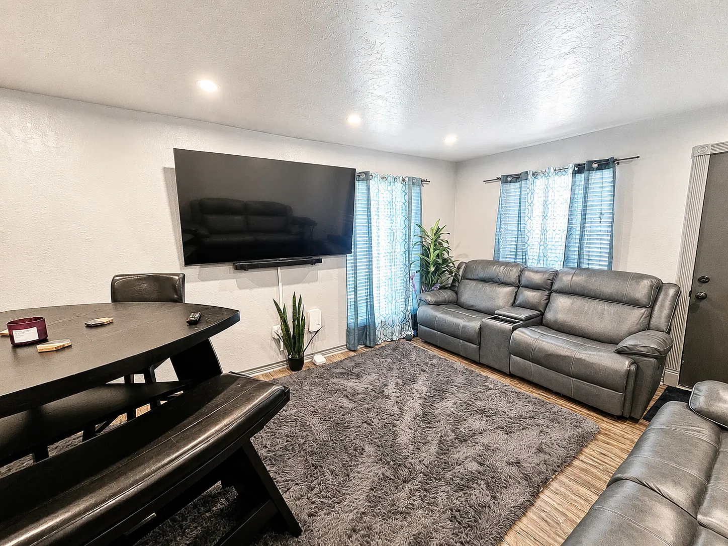 2 bed, 1082 sqft, $12,345 — Photo 4