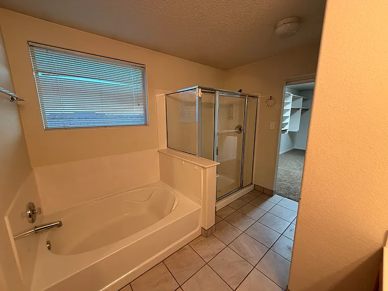 2130 Margarita Dr SE — Photo 12