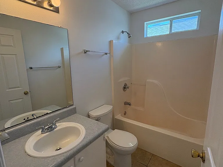 953 Southern Oaks Ct — Photo 16