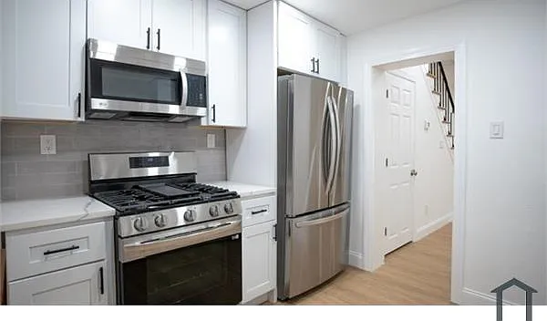 623 Fitzgerald St — Photo 2