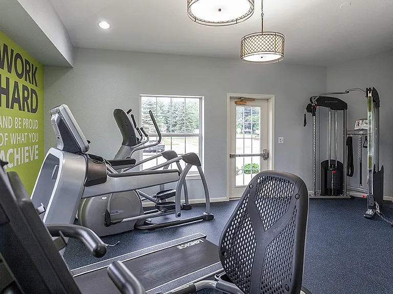 Canton Club Apartments - Canton, MI — Photo 34
