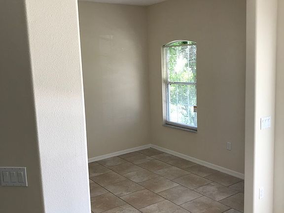 3rd image of 74 Burroughs Dr