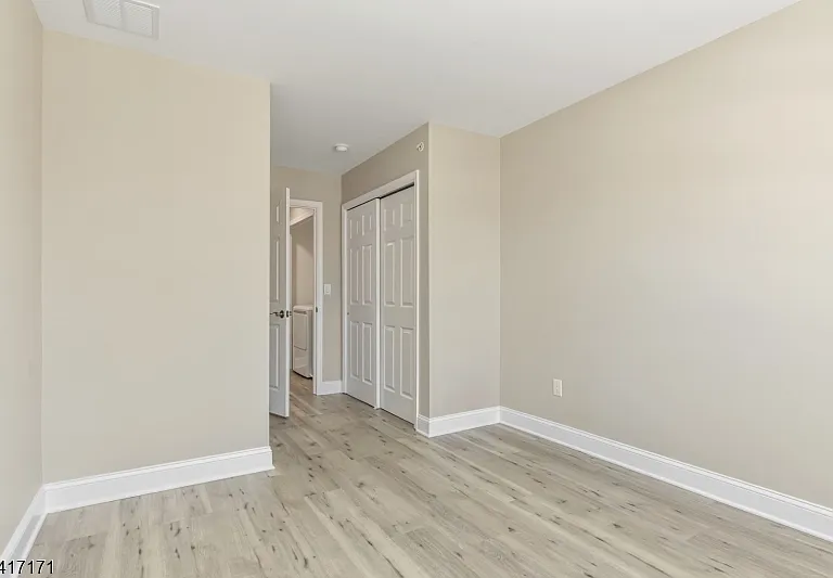 156 N Auten Ave — Photo 15