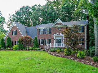 303 Rollingwood Rd, Roanoke Rapids, NC 27870