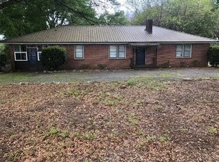 301 Hamilton St, Iva, SC 29655