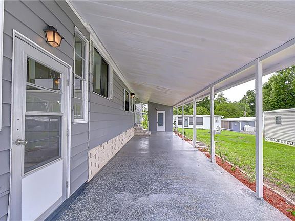 2nd image of 6055 Crestview Ln