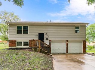 13309 Winchester Ave, Grandview, MO 64030