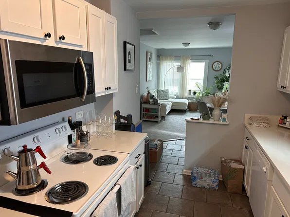 93 Simons St #C, Charleston, SC 29403