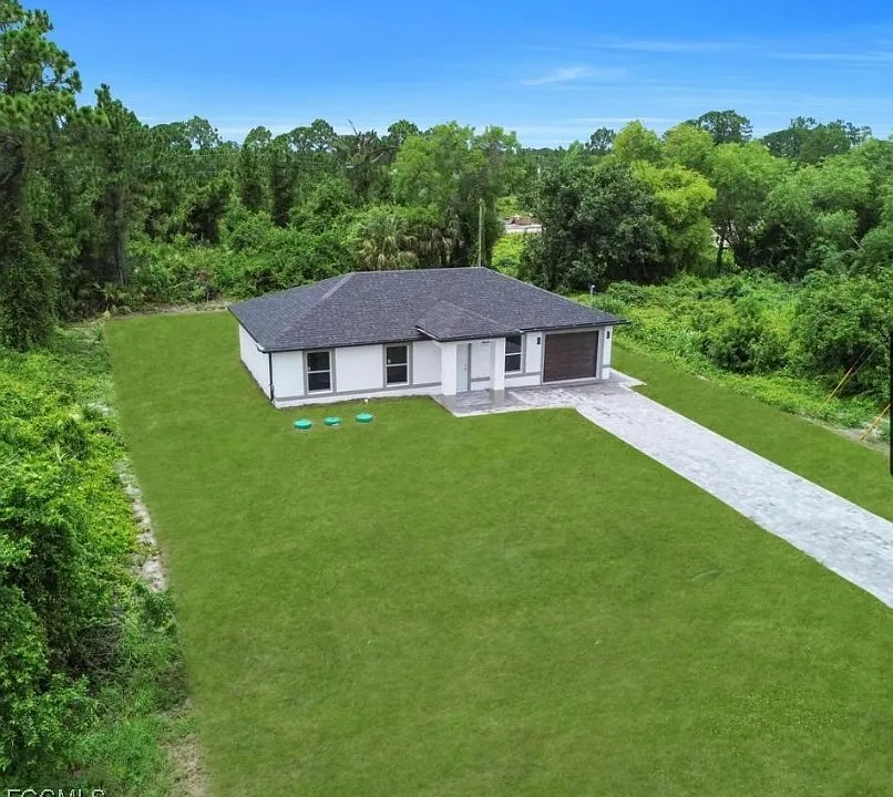 382 McArthur Blvd