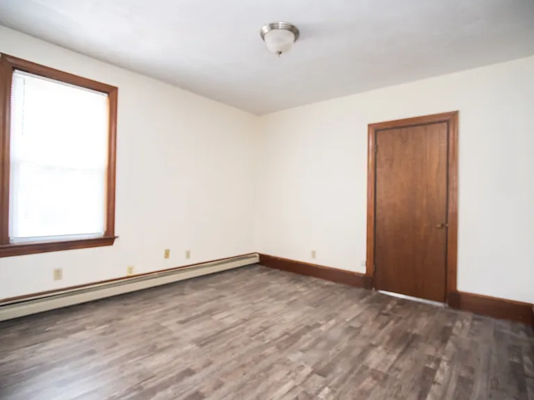 2 Lynnville Ter #2 — Photo 6