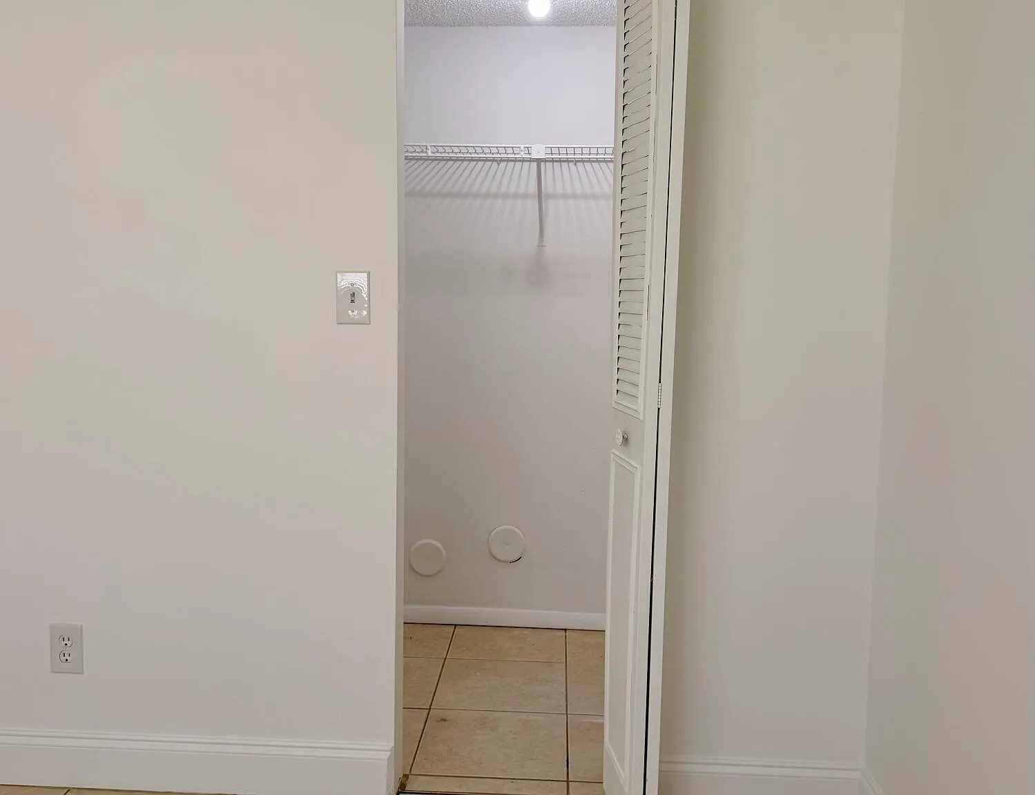 1245 S Flagler Ave — Photo 4