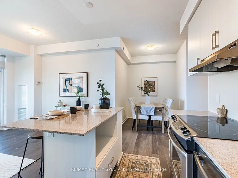 2560 Eglinton Ave W #610 — Photo 14