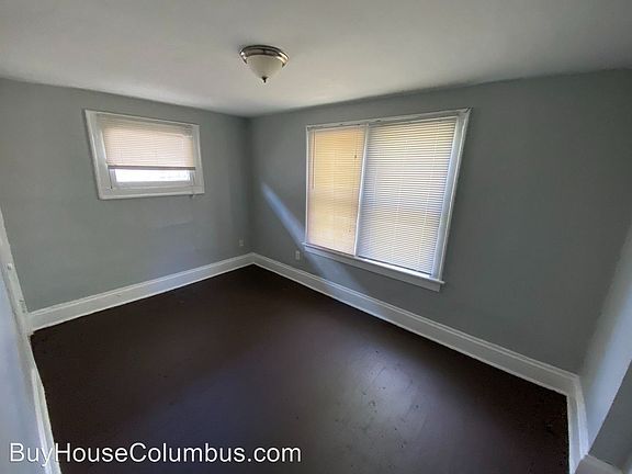 5th image of 359 Midland Ave #44