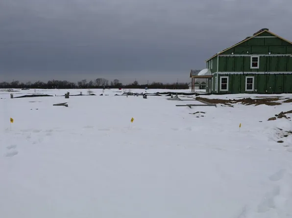 9878 Slater Dr, McCordsville, IN 46055