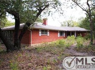 940 Mobley Rd, Cedar Hill, TX 75104