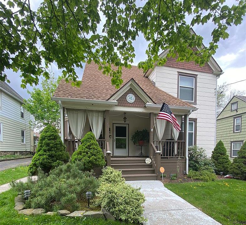 1st image of 72 Baldwin St