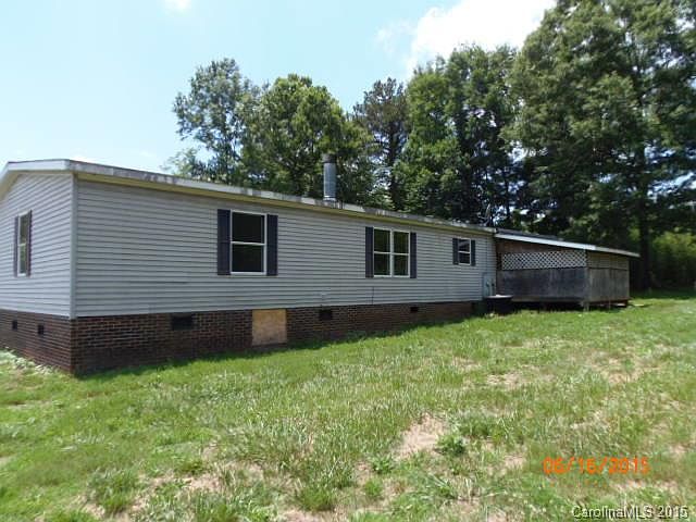1st image of 121 Tangent Dr