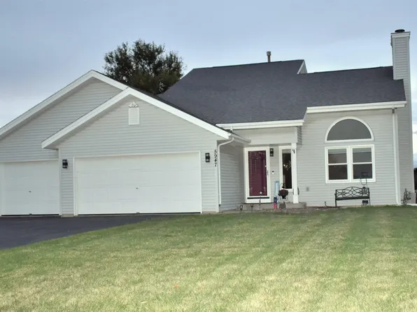 5947 Longest Dr, South Beloit, IL 61080