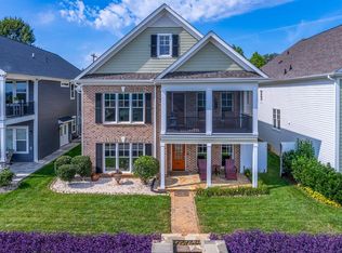 902 Blue Moon St, Taylors, SC 29687