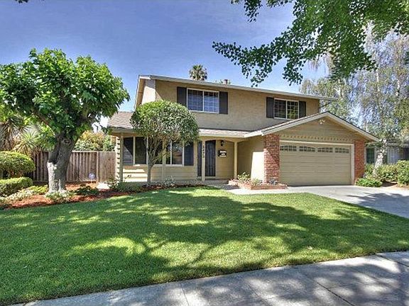 2nd image of 5473 Woodhurst Ln