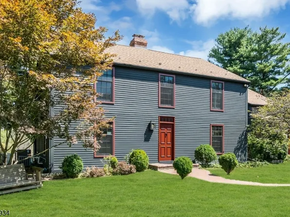1 Spring Hill Rd, Franklin Twp., NJ 08801