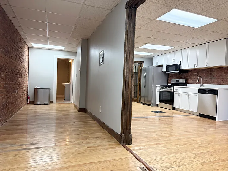 545 Orange St #G — Photo 5