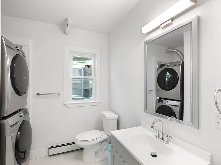 93 Pennsylvania Ave #1 — Photo 14
