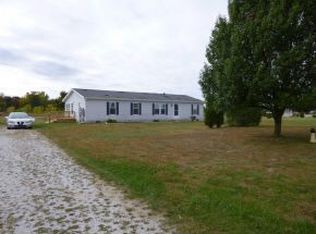 18719 3b Rd, Walkerton, IN 46574