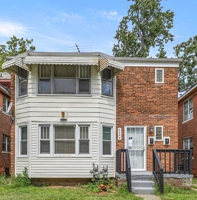 4268 Cortland Street - 2 — Photo 1