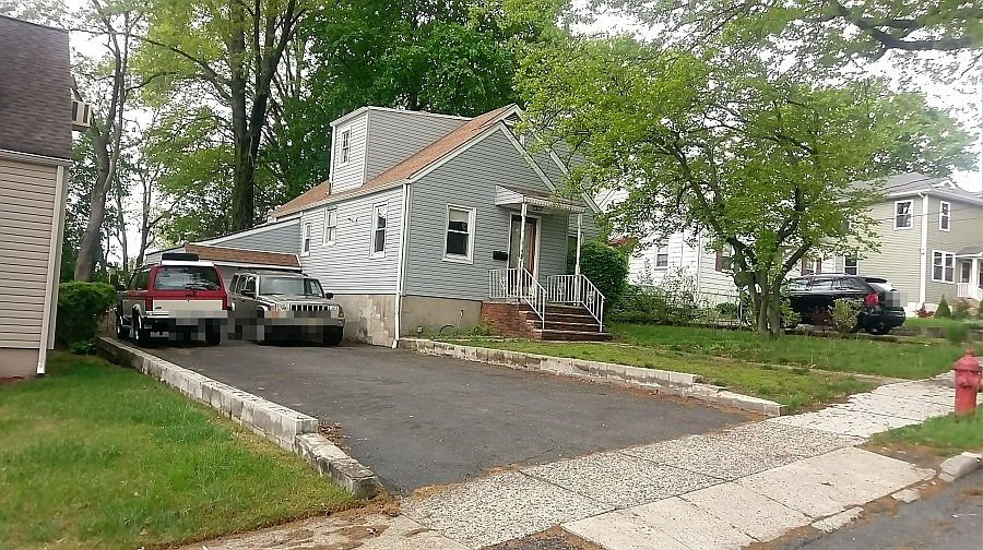 2nd image of 129 Pake St