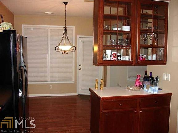 3rd image of 772 Gardenside Cir SE #0