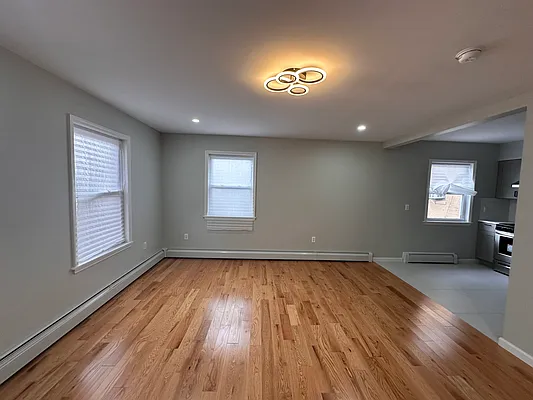 Rented by Jabour Realty Company | media 10