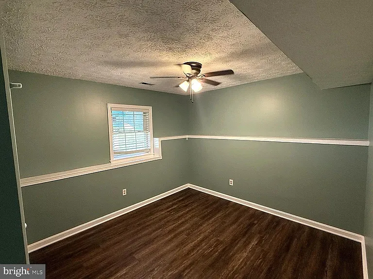 11512 Woodland View Dr — Photo 13