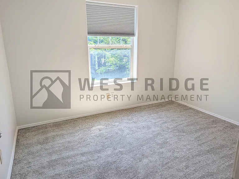 519 SW 207th Ave — Photo 18