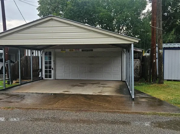 12656 Everwood St, Willis, TX 77318