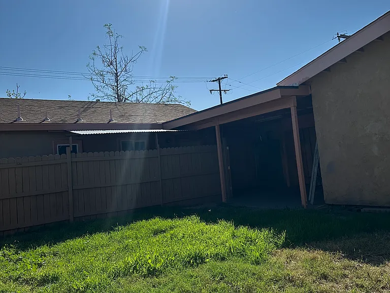 1314 Laurelwood Dr — Photo 9