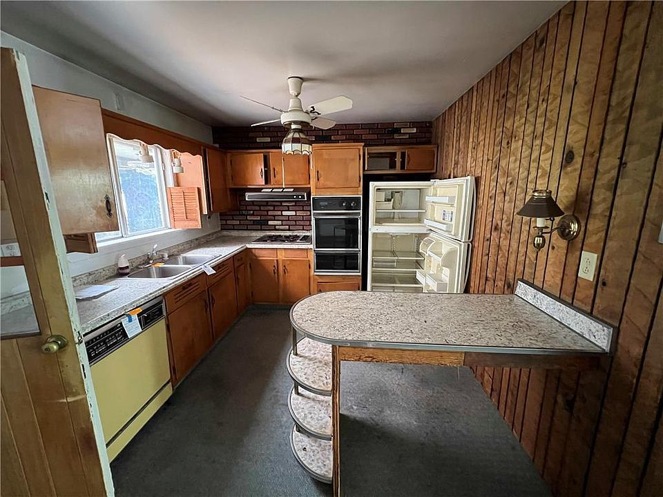 1047 W Union St, Whitehall, PA 18052 Zillow