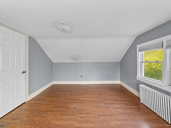 4th image of 1774 Amwell Rd