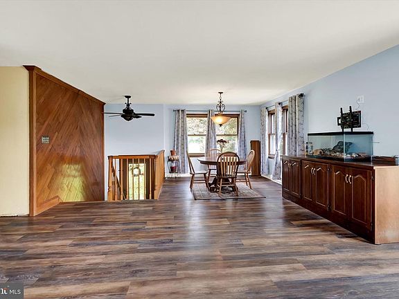 5th image of 20331 Townsend Rd