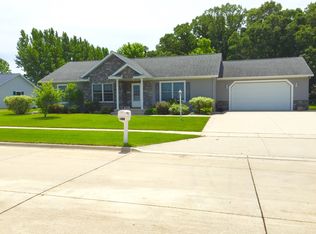 313 Birch Ave, Clear Lake, IA 50428