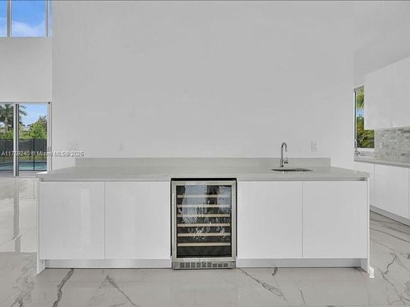 4th image of 16644 Botaniko Dr #16644