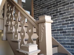 805 W 2nd St APT 1A, Davenport, IA 52802